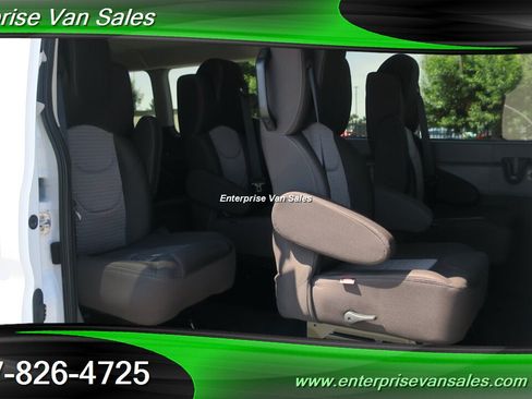 Used 2023 Ford Transit 350 XLT RWD image 21