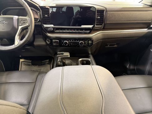 Used 2025 Chevrolet Silverado 1500 RST image 22
