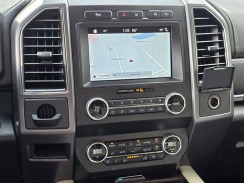 Used 2019 Ford Expedition Platinum image 8