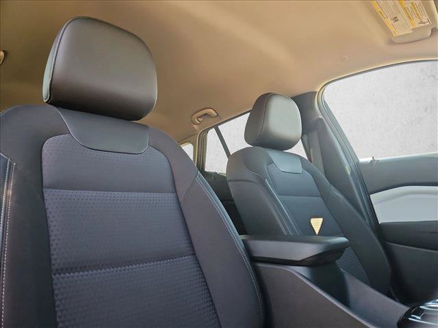 Used 2025 Chevrolet Trax LT FWD image 19