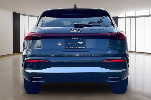 Used 2025 Audi Q5 Premium w/ Convenience Package AWD/4WD image 6