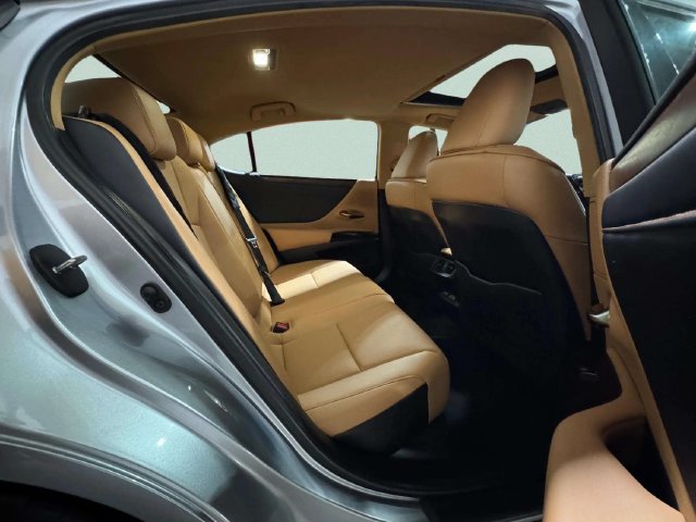 Certified 2025 Lexus ES 350 w/ Premium Package FWD image 24