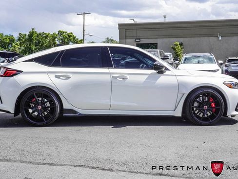 Used 2025 Honda Civic Type R image 25
