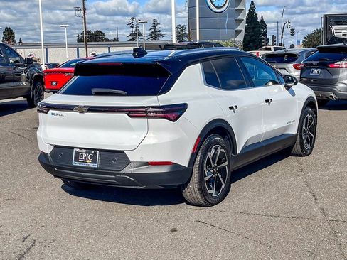 New 2026 Chevrolet Equinox EV LT image 4
