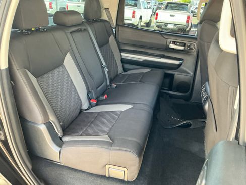 Used 2017 Toyota Tundra SR5 w/ TRD Off Road Package image 17