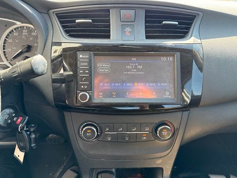 Used 2019 Nissan Sentra S FWD image 12