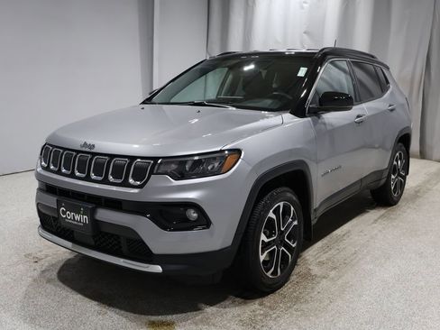 Used 2022 Jeep Compass Limited image 5