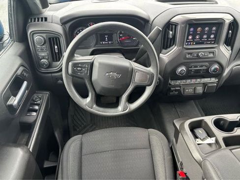 Used 2023 Chevrolet Silverado 1500 Custom Trail Boss w/ LPO, Dark Essentials Package image 17