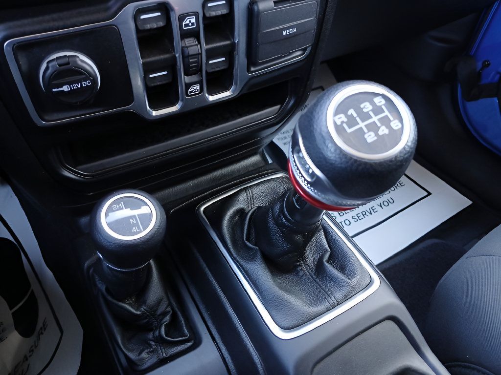 Used 2021 Jeep Wrangler Unlimited Sport AWD/4WD image 13