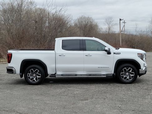 New 2026 GMC Sierra 1500 SLT w/ SLT Premium Package image 4