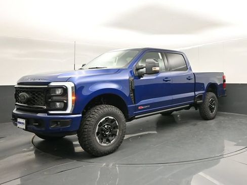 New 2026 Ford F250 Lariat w/ Tremor Off-Road Package AWD/4WD image 4