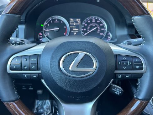 Used 2018 Lexus ES 350 w/ Luxury Package w/Wood Trim FWD image 25