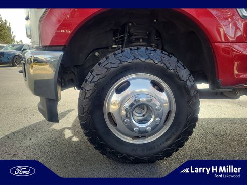 Used 2018 Ford F350 Lariat w/ Lariat Ultimate Package image 26