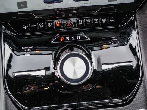 New 2026 Jeep Grand Wagoneer L Summit AWD/4WD image 22