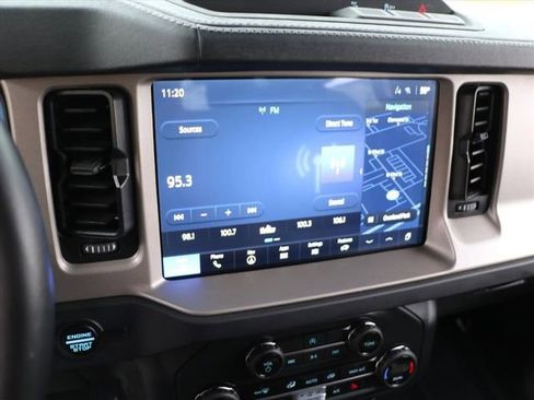 Used 2025 Ford Bronco Outer Banks image 22