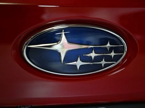 Used 2025 Subaru Crosstrek 2.0i Premium image 11