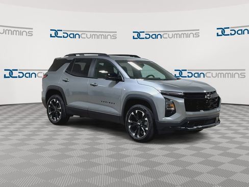 New 2026 Chevrolet Equinox RS FWD image 2