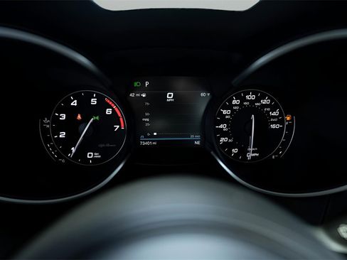 Used 2021 Alfa Romeo Stelvio Sprint w/ Nero Edizione image 37