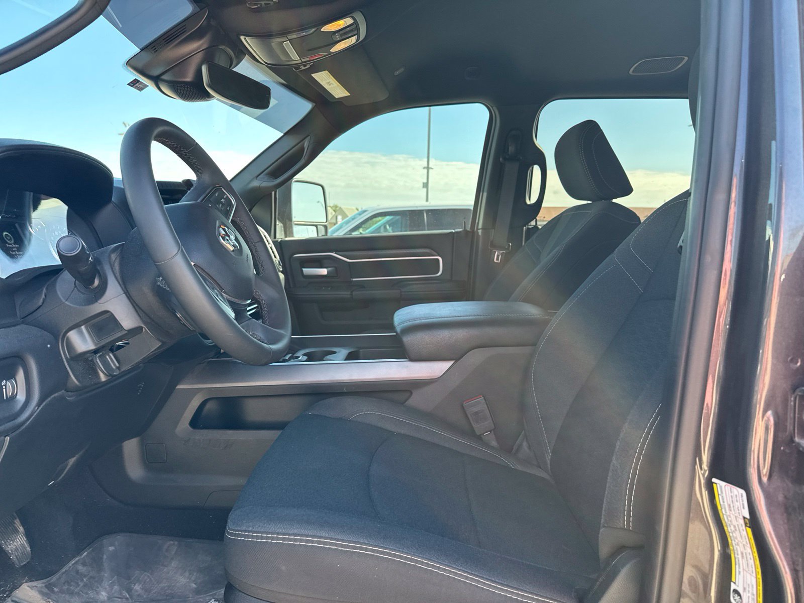 Used 2025 RAM 2500 Big Horn AWD/4WD image 11