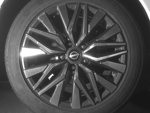 Used 2025 Nissan Altima 2.5 SV image 15