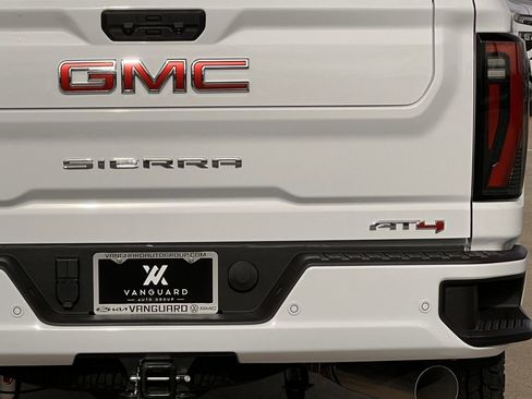 New 2026 GMC Sierra 2500 AT4 w/ AT4 Premium Plus Package image 4