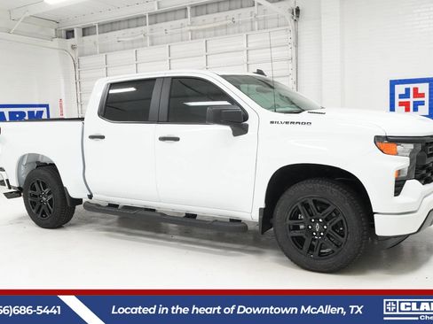 New 2026 Chevrolet Silverado 1500 Custom RWD image 4