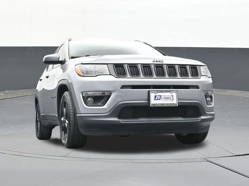Used 2019 Jeep Compass Altitude image 50