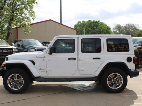 Used 2021 Jeep Wrangler Unlimited Sahara w/ Safety Group AWD/4WD image 6
