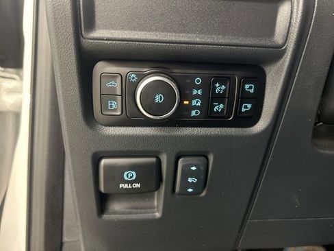 Used 2025 Ford F150 Platinum w/ Equipment Group 702A High image 16