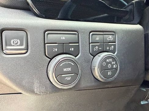Used 2026 Chevrolet Silverado 3500 LT w/ All Star Edition AWD/4WD image 23