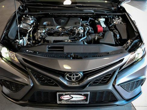 Used 2024 Toyota Camry SE image 44