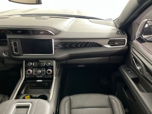 Certified 2024 GMC Yukon Denali AWD/4WD image 23