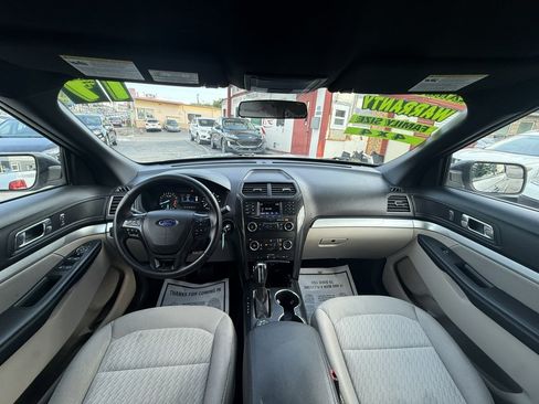 Used 2019 Ford Explorer 4WD image 15