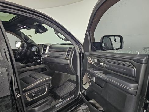 Used 2020 RAM 1500 Limited w/ Black Appearance Package image 13