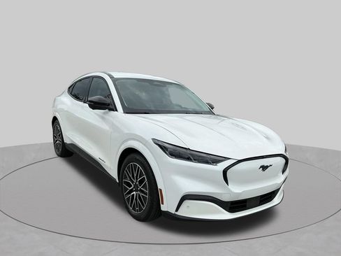 Certified 2025 Ford Mustang Mach-E Premium RWD image 23