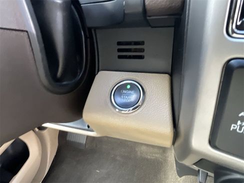 Used 2018 Ford F150 Lariat w/ Equipment Group 501A Mid image 25