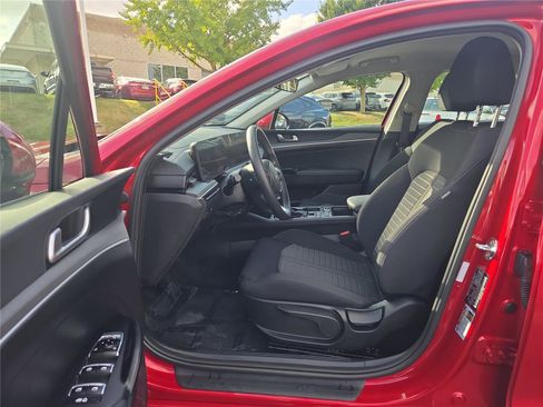 Used 2025 Kia K5 LXS image 13