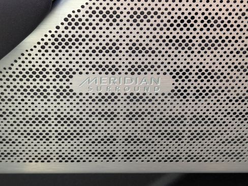 Used 2022 Land Rover Range Rover Velar S image 19