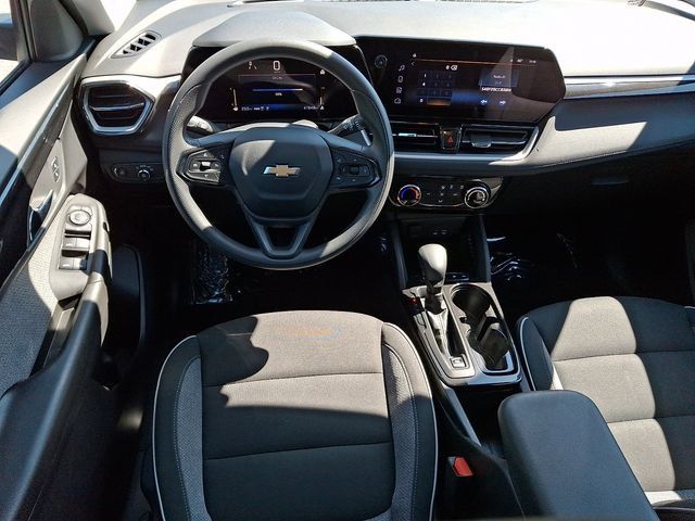 Used 2025 Chevrolet TrailBlazer LT AWD/4WD image 11
