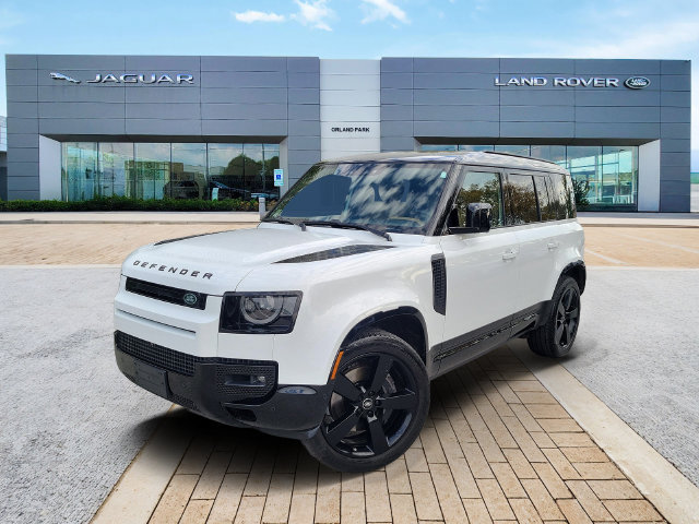 Used 2025 Land Rover Defender 110 X-Dynamic SE AWD/4WD image 1