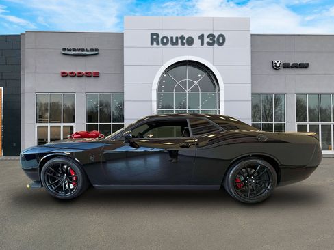 Used 2023 Dodge Challenger SRT Hellcat image 5