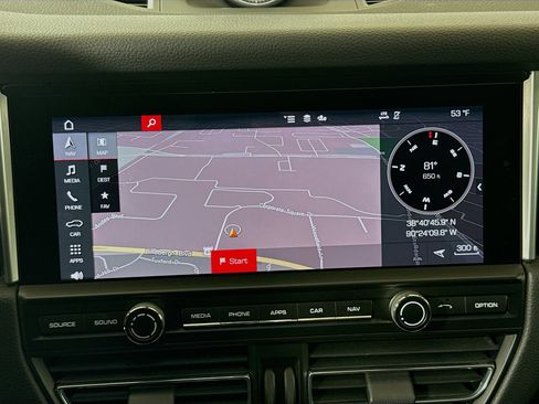 Used 2020 Porsche Macan image 15