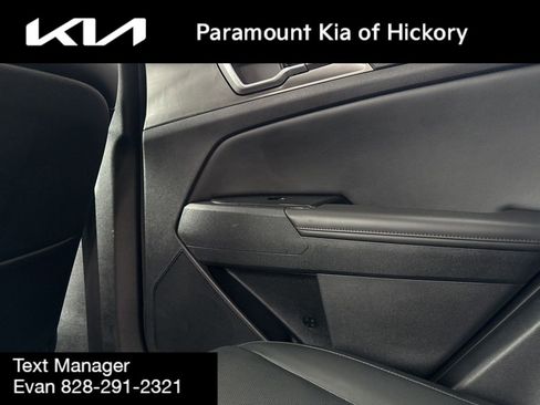 Used 2023 Kia Sportage EX image 15