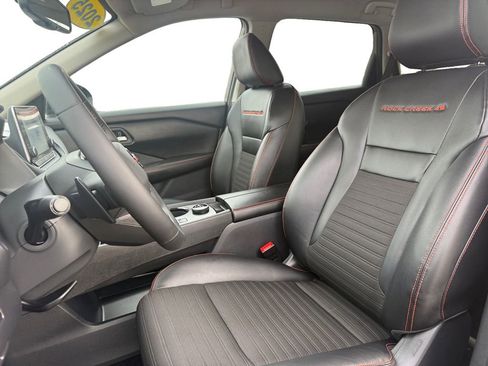 Certified 2025 Nissan Rogue SV w/ Rock Creek Premium Package image 9