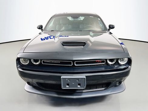 Used 2019 Dodge Challenger R/T RWD image 3