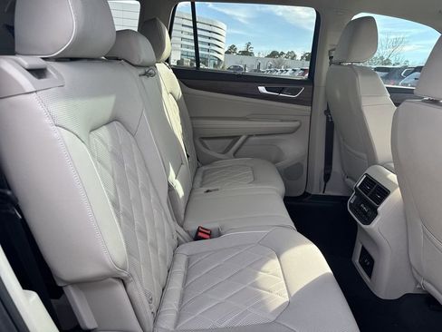 New 2025 Volkswagen Atlas SEL Premium R-Line image 17