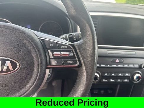 Used 2022 Kia Sportage LX AWD/4WD image 18