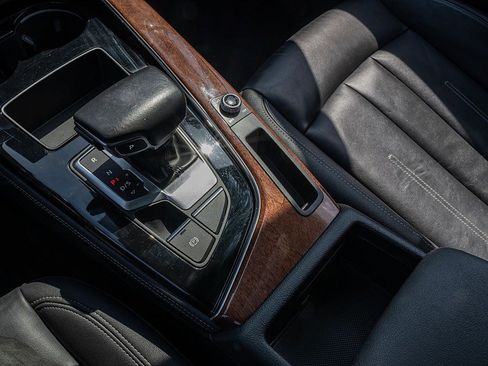 Used 2022 Audi A5 2.0T Premium Plus w/ Premium Plus image 24