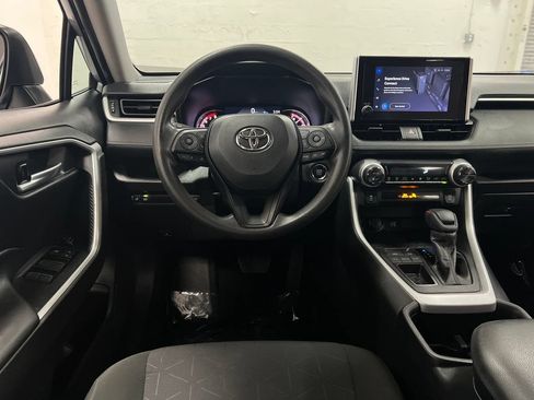 Used 2023 Toyota RAV4 XLE w/ Convenience Package FWD image 15