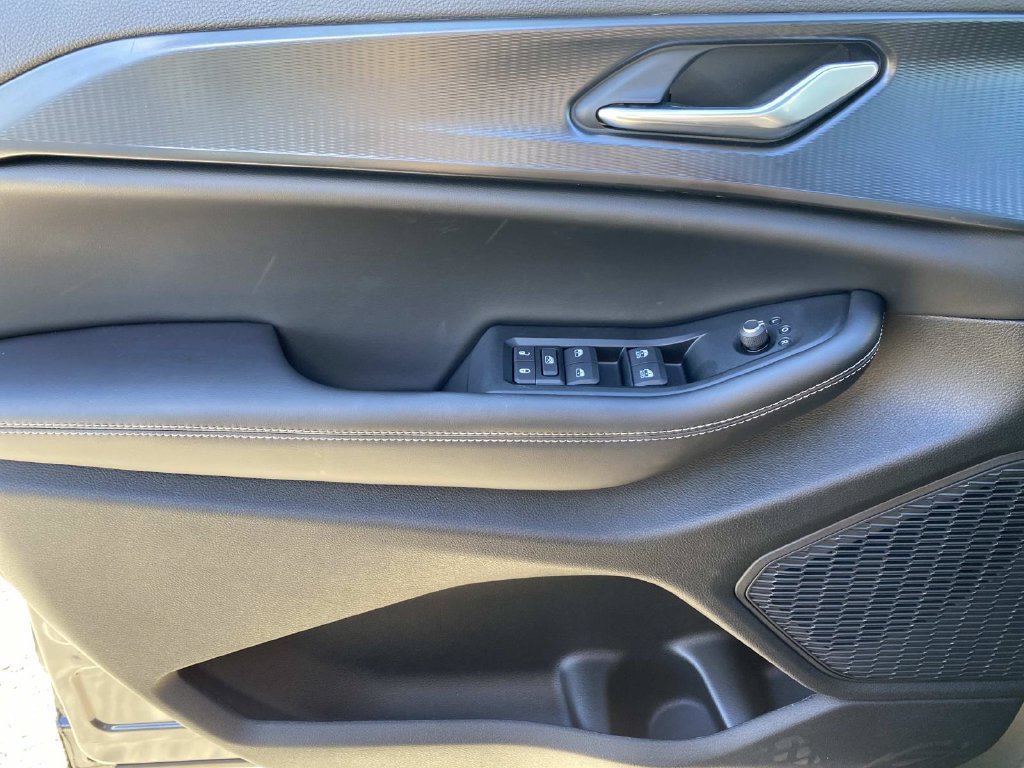 New 2026 Jeep Grand Cherokee Laredo X AWD/4WD image 17
